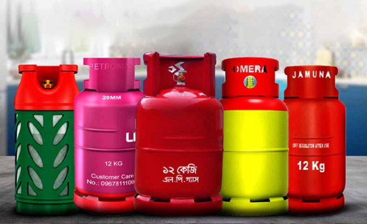 এক মাসে দুই দফায় বাড়ল এলপিজি সিলিন্ডারের দাম