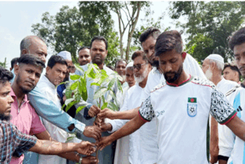 ওসমানীনগরে বৃক্ষরোপণ কর্মসূচির উদ্বোধন করলেন ইলিয়াসপুত্র আবরার