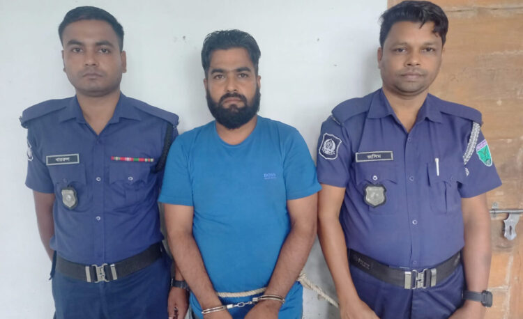 প্রেমের সম্পর্ক মেনে নিতে না পেরে কুপিয়ে খুন করা হয় রিয়াকে