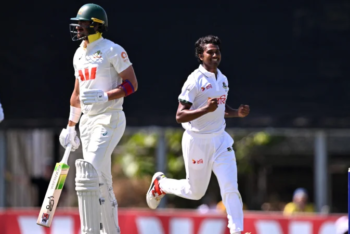 অস্ট্রেলিয়ায় স্বাগতিকদের ১৯৮ রানে অলআউট করল বাংলাদেশ