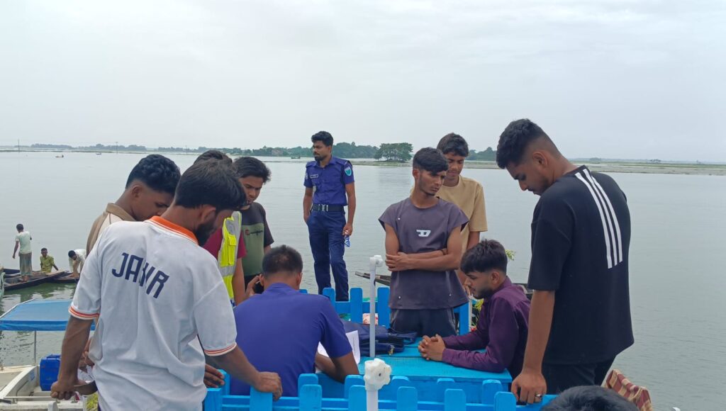 টাঙ্গুয়ার হাওর গোসলে নেমে পর্যটক নিখোঁজ