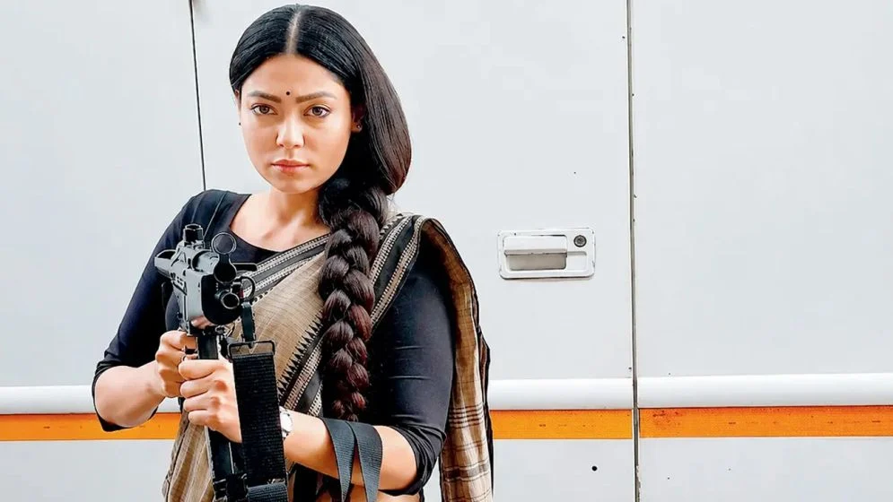 বিস্ফোরক তথ্য ফাঁস করলেন অভিনেত্রী