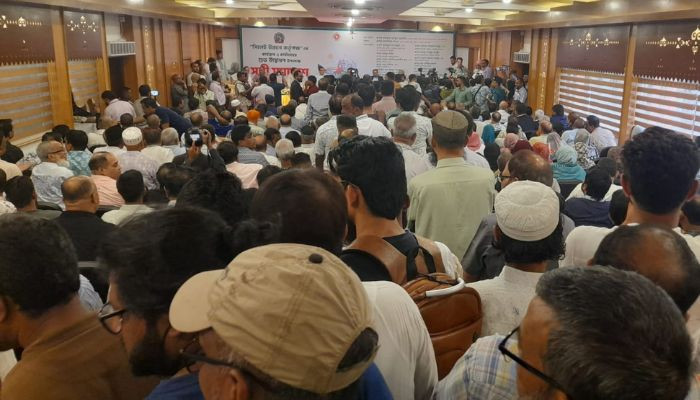 সিউকের অনুষ্ঠানে জায়গার সংকট, নেতাকর্মীদের হল ত্যাগের অনুরোধ কয়েস লোদীর