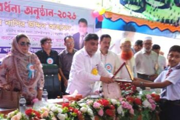 অর্ধশতাধিক কৃতী শিক্ষার্থীদের সংবর্ধনা