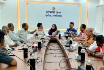 কুলাউড়ায় যানজট নিরসনে সিএনজি মালিক-শ্রমিকদের নিয়ে প্রশাসনের বৈঠক