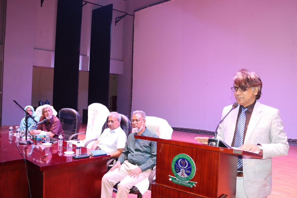 সিকৃবিতে শিক্ষক-কর্মকর্তা-কর্মচারীদের সঙ্গে নবনিযুক্ত ভাইস-চ্যান্সেলরের মতবিনিময় সভা