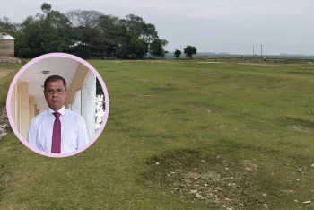 ঠিকাদারকে অবৈধ লিজ দিলেন প্রধান শিক্ষক