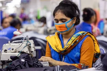 ৩ বছরে প্রায় ৪০০ পোশাক কারখানা বন্ধ