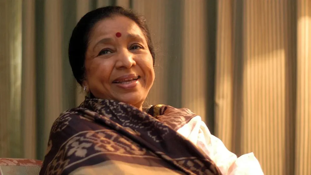 কিংবদন্তি সংগীতশিল্পী আশা ভোসলে আর নেই