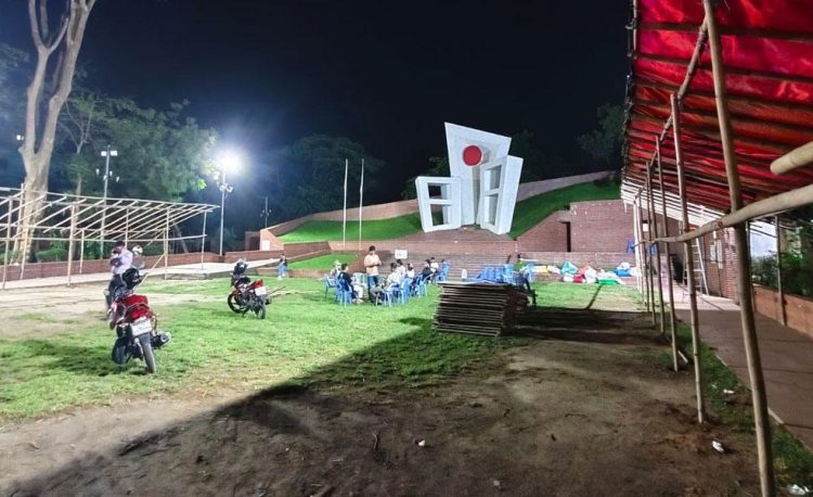 সিলেটে বইমেলার অনুমতি বাতিল, ‘মবের আশঙ্কা’ নিয়ে বিতর্ক