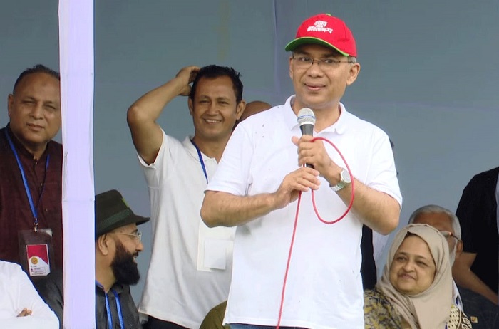 ‘কথা বলতে না দিলে দুলাভাই যাবে গিয়া’