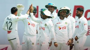 জয়ের আশা জাগিয়ে চতুর্থ দিন শেষ করল বাংলাদেশ