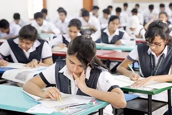 নবম দিনে অনুপস্থিত ৩১ হাজার এসএসসি পরীক্ষার্থী