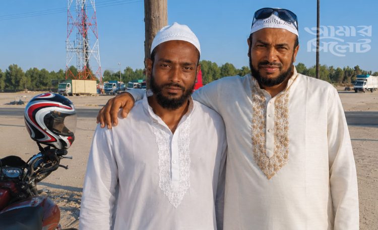 খুনিরা প্রকাশ্যে, ভিটে ছাড়া নিহতদের পরিবার