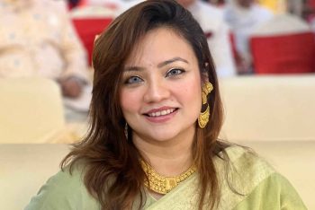 রহস্যময় জবাব আলোচিত শিক্ষিকার