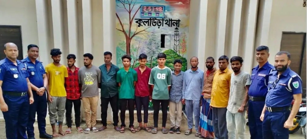 কুলাউড়ায় পুলিশের অভিযানে গ্রেপ্তার ১২