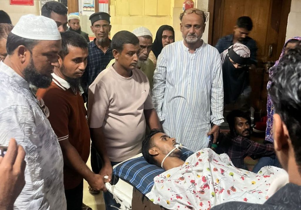 কোম্পানিগঞ্জে গরু বাঁধা নিয়ে দুই গ্রামবাসীর সংঘর্ষ, আহত ১০