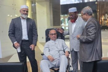 মালয়েশিয়ায় মির্জা আব্বাসকে দেখতে গেলেন জামায়াত সেক্রেটারি