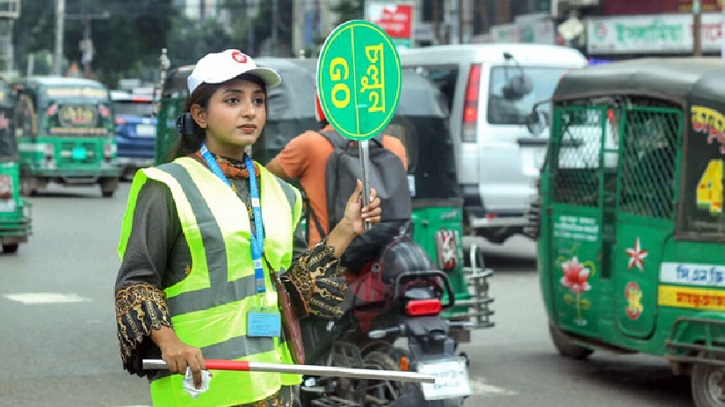আইন ভাঙলে অটো নোটিশ, হাজিরা না হলে পরোয়ানা