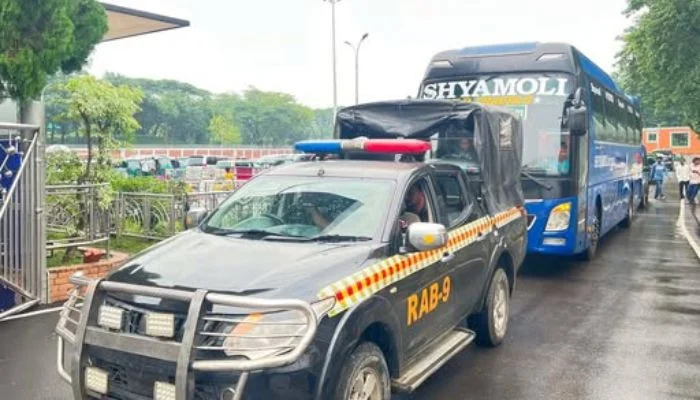 সিরিজ নির্ধারণী টেস্ট খেলতে সিলেটে শান্ত-বাবরের দল