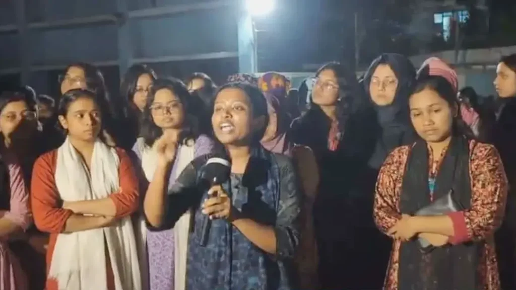 পানিবাহিত রোগে ঢাবির শতাধিক ছাত্রী অসুস্থ