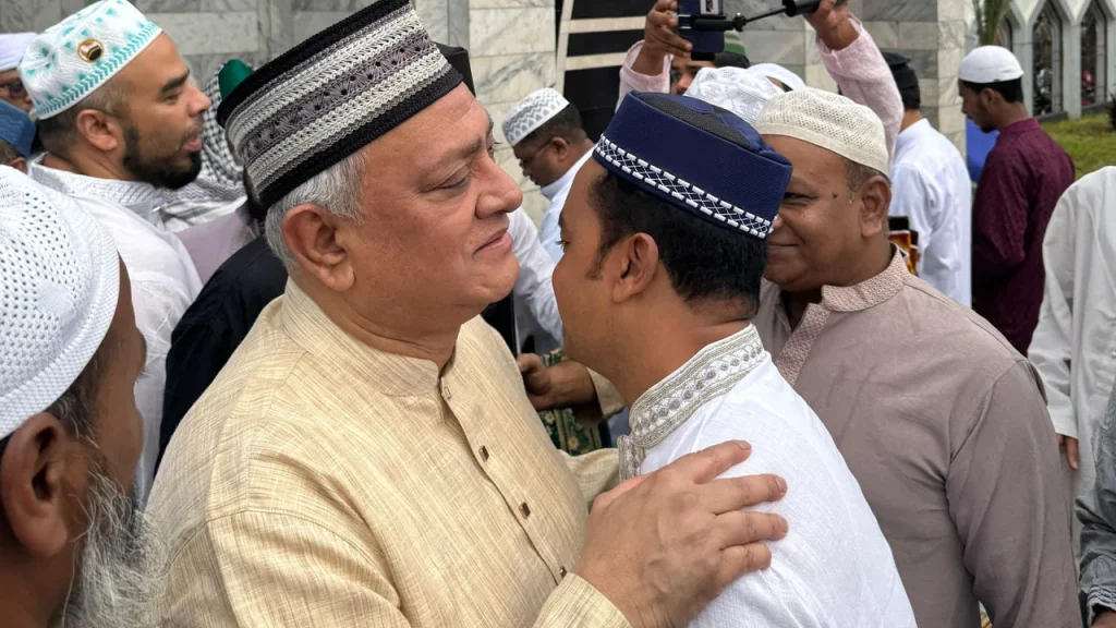 ঈদগাহে নির্যাতিত মুসলমানদের স্মরণ করলেন এমপি নাসের