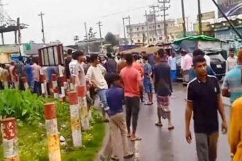 নবীগঞ্জে ট্রাকচাপায় প্রাণ গেল অটোচালকের