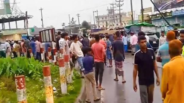 নবীগঞ্জে ট্রাকচাপায় প্রাণ গেল অটোচালকের