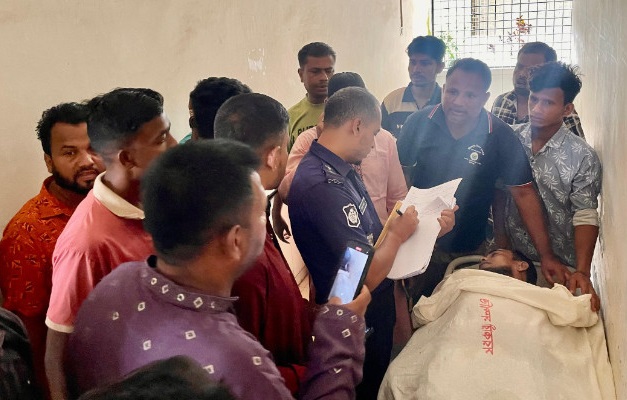 হবিগঞ্জে বিদ্যুৎস্পৃষ্টে প্রবাসী বাবা ও ছেলের মৃত্যু