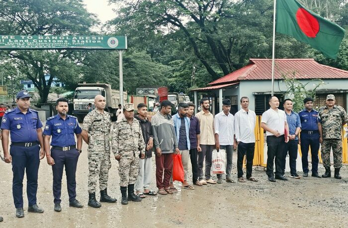 ভারতে সাজাভোগ শেষে তামাবিল দিয়ে দেশে ফিরলেন ৭ বাংলাদেশি