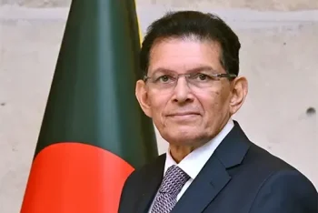 ড. খলিলের সামনে ইতিহাসের হাতছানি