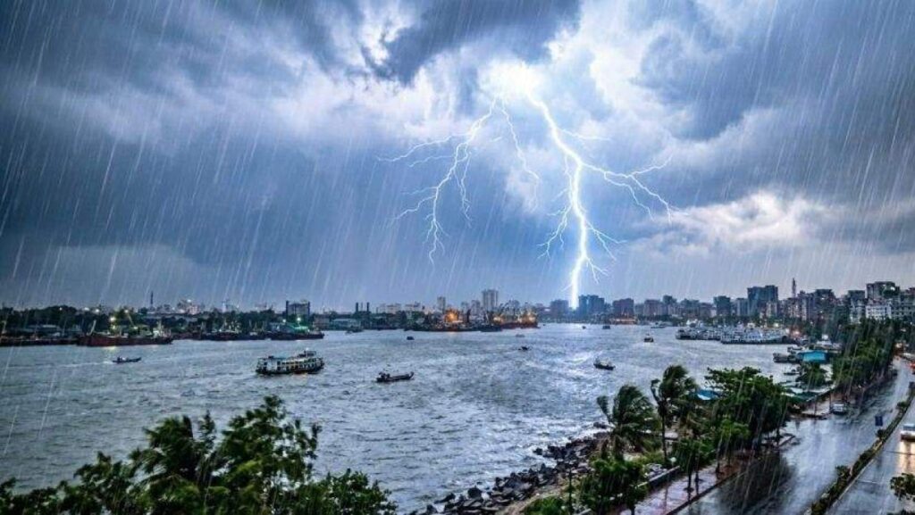 হাকালুকি হাওরে মাছ ধরতে গিয়ে বজ্রপাতে তিন জেলে নিহত