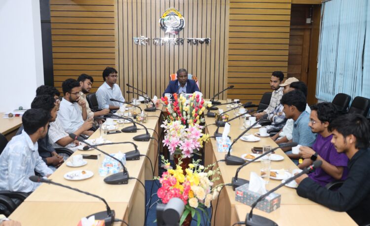 নবনিযুক্ত ভিসির সঙ্গে শাবি প্রেসক্লাবের সৌজন্য সাক্ষাৎ 