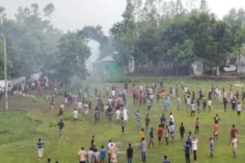 ইউপি চেয়ারম্যানের দায়িত্ব নিয়ে সংঘর্ষ, ওসিসহ আহত অর্ধশতাধিক