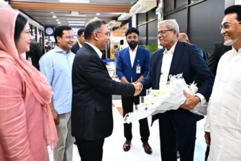 দেশে ফিরেছেন প্রধানমন্ত্রী তারেক রহমান