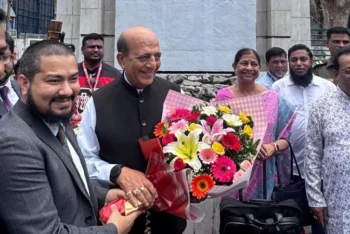 বাংলাদেশে পৌঁছালেন ভারতের নতুন হাইকমিশনার দীনেশ ত্রিবেদী