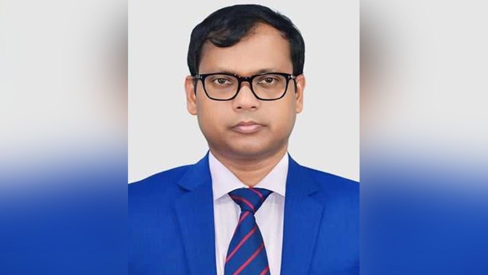 সিলেট থেকে বিদায়বেলায় ডিসি সারওয়ারের আবেগঘন বার্তা