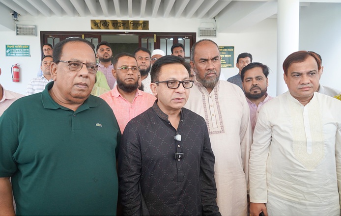 আম্বরখানা থেকে লাক্কাতুরা পর্যন্ত সড়ক নির্মাণের নতুন প্রকল্প হাতে নেওয়া হয়েছে: বাণিজ্যমন্ত্রী