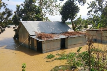 মৌলভীবাজার-হবিগঞ্জে বন্যা সহায়তা: ১৫ লাখ টাকা, ৩০০ মেট্রিক টন চাল বরাদ্দ