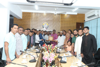 শাবিপ্রবি উপাচার্যের সঙ্গে বিজনেস এডমিনিস্ট্রেশন অ্যালামনাই অ্যাসোসিয়েশনের সৌজন্য সাক্ষাৎ