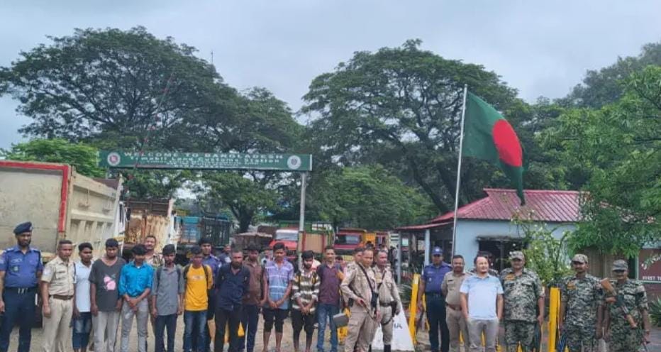 তামাবিল দিয়ে ১০ বাংলাদেশিকে ফেরত পাঠালো ভারত
