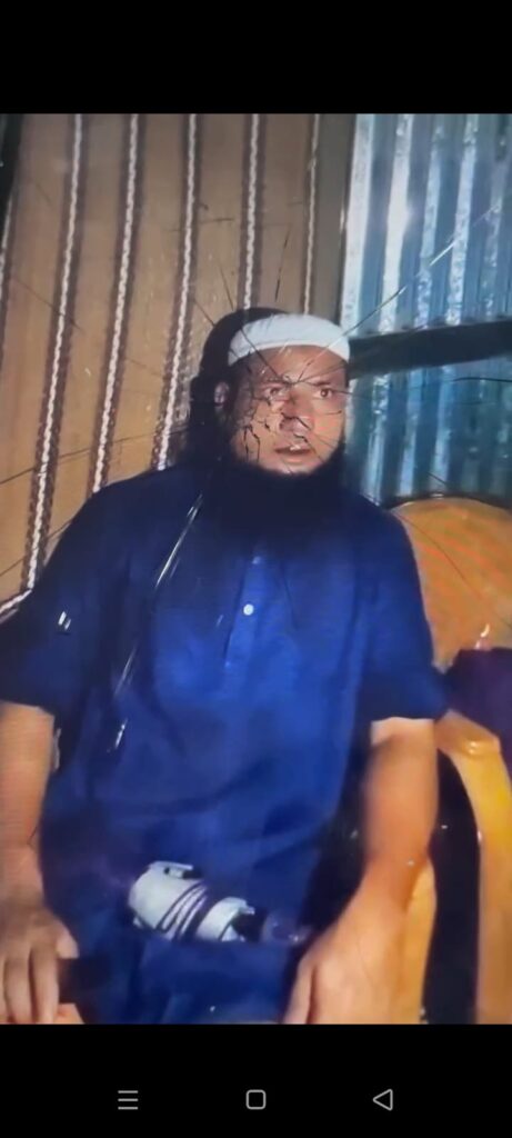 কানাইঘাটে পরকীয়ার সময় জমিয়ত নেতা আটক, অতঃপর গণপিটুনি
