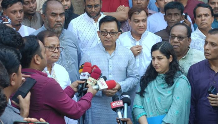 এআই দিয়ে ৩০ পণ্যের বাজার মনিটরিং করা হবে: বাণিজ্যমন্ত্রী