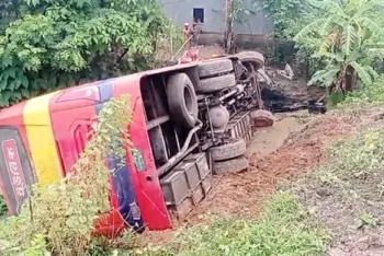 হবিগঞ্জে দুই বাসের মুখোমুখি সংঘর্ষ: চালকসহ নিহত ২