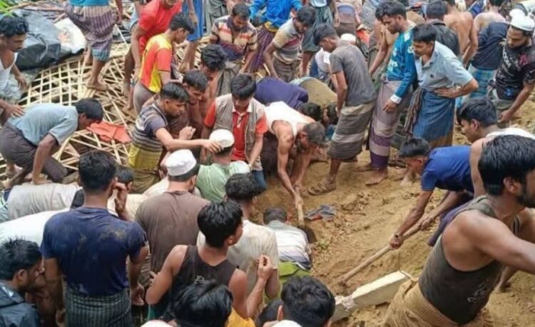 পাহাড় ধসে মাটির নিচে মাদ্রাসা, নিহত বেড়ে ৮