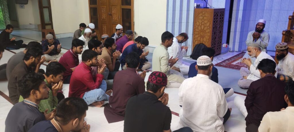 শাবিপ্রবিতে জুলাই শহীদদের স্মরণে জাতীয় ছাত্রশক্তির দোয়া মাহফিল