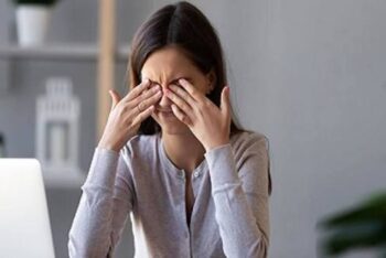 কীভাবে চোখের চাপ কমাবেন?