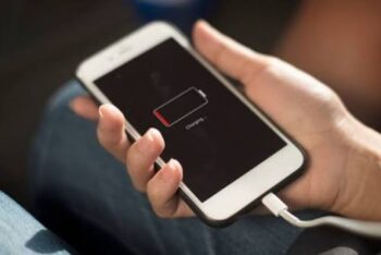 যেভাবে খোলবেন ফোন চার্জ হয়ে গেলে ক্যাবল ?