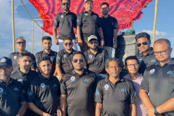 হাওরের নীল জলরাশি প্রকৃতির সান্নিধ্যে গণমাধ্যমকর্মীরা