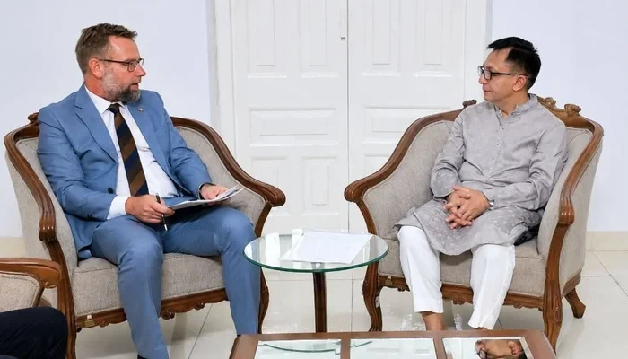 আন্তর্জাতিক মানসম্পন্ন নতুন জাহাজ নির্মাণেও বাংলাদেশ সম্ভাবনাময়: বাণিজ্যমন্ত্রী